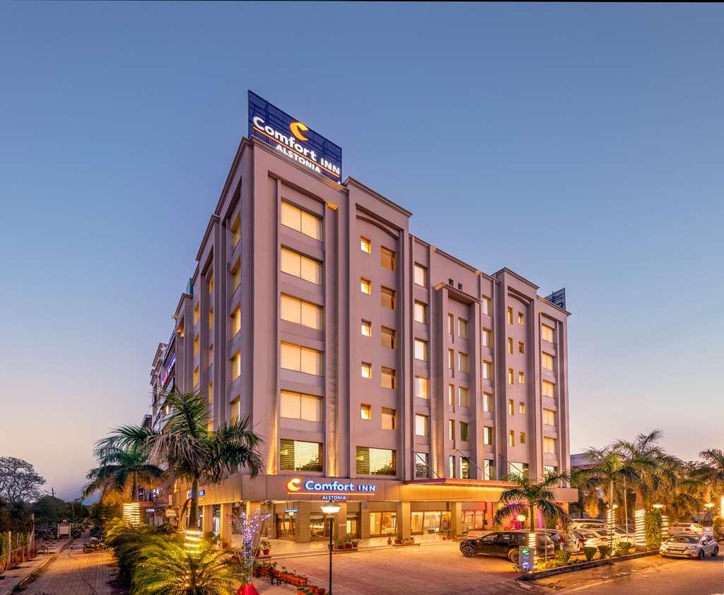 Comfort Inn Alstonia Амритсар Экстерьер фото