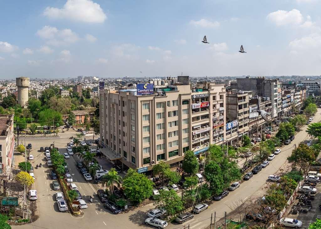 Comfort Inn Alstonia Амритсар Экстерьер фото